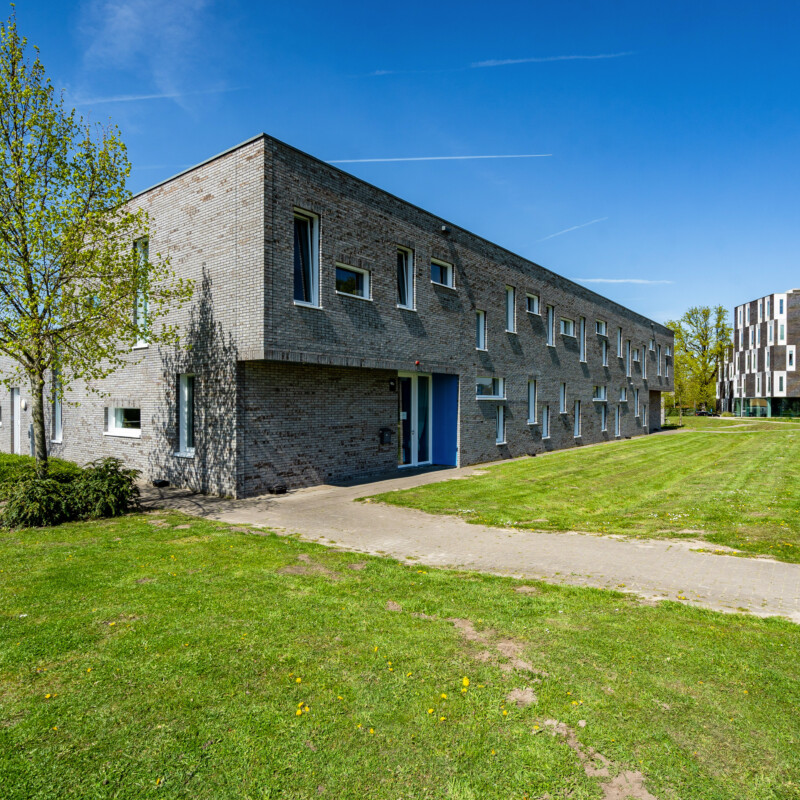Exterior photo of Reyncomplex