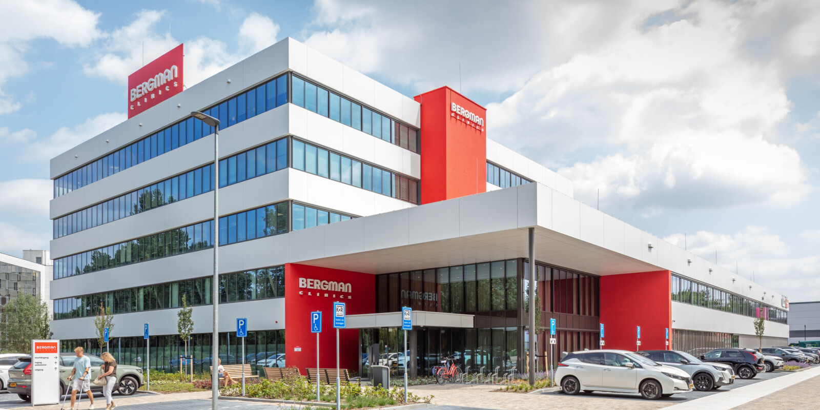 Exterior photo of Rotterdam Clinic