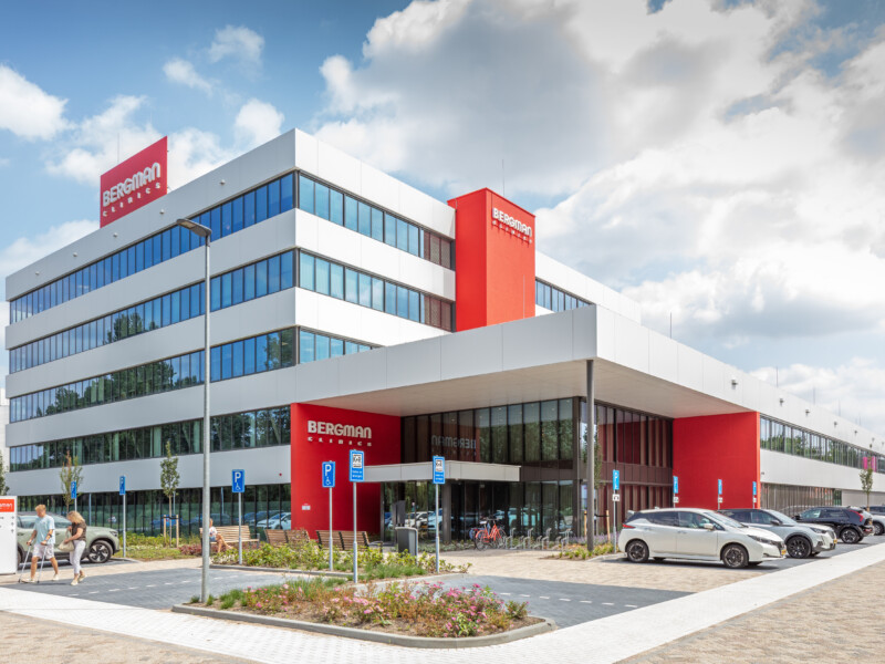 Exterior photo of Rotterdam Clinic